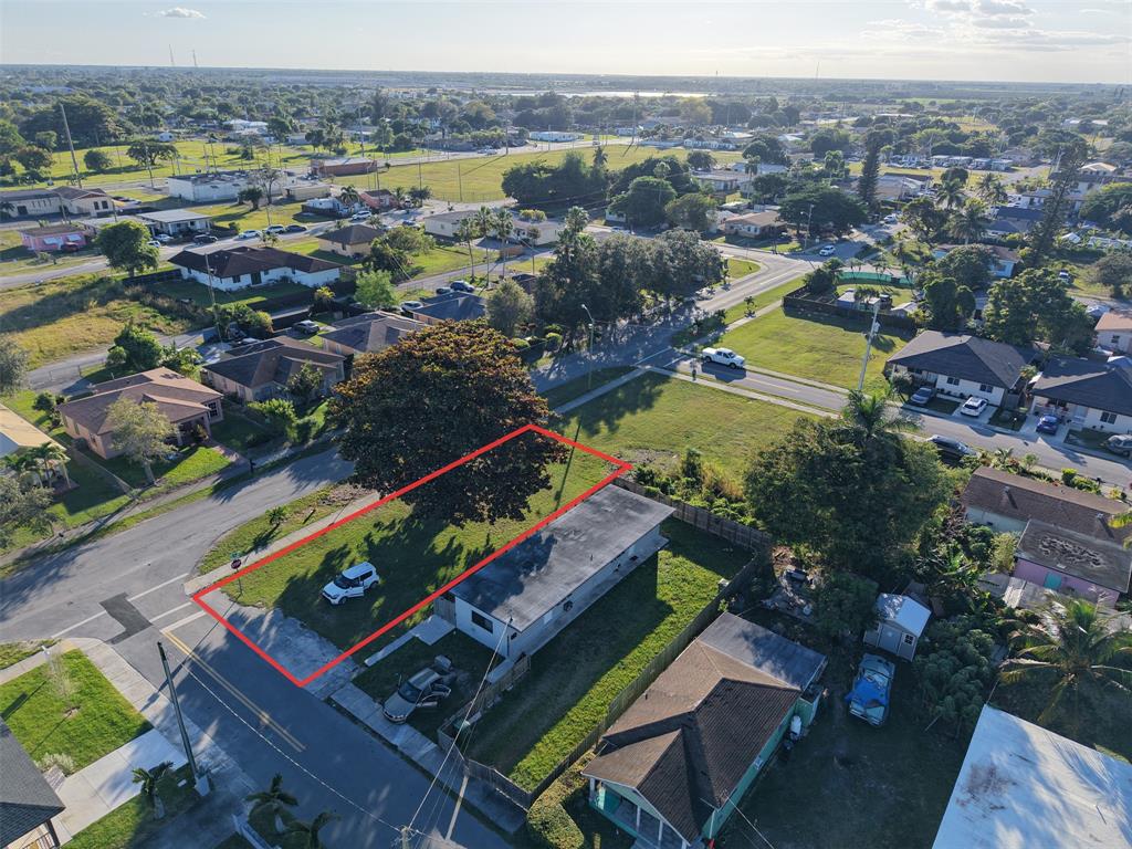 548 Southwest 6th Terrace Homestead, FL 33030 - Photo 4 of 13 an aerial view of residential house with outdoor space and river