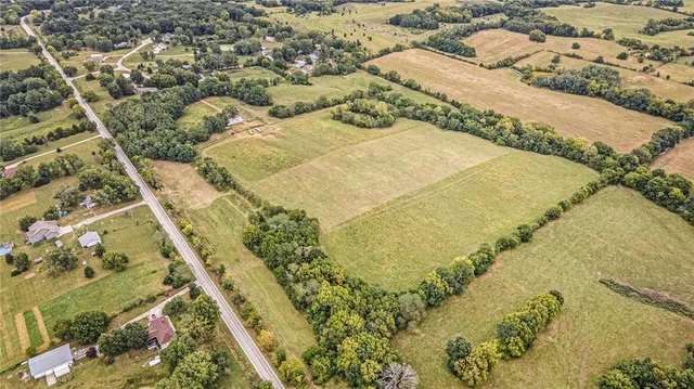 $299,000 | 5 Arnold Park, Holt, MO 64048