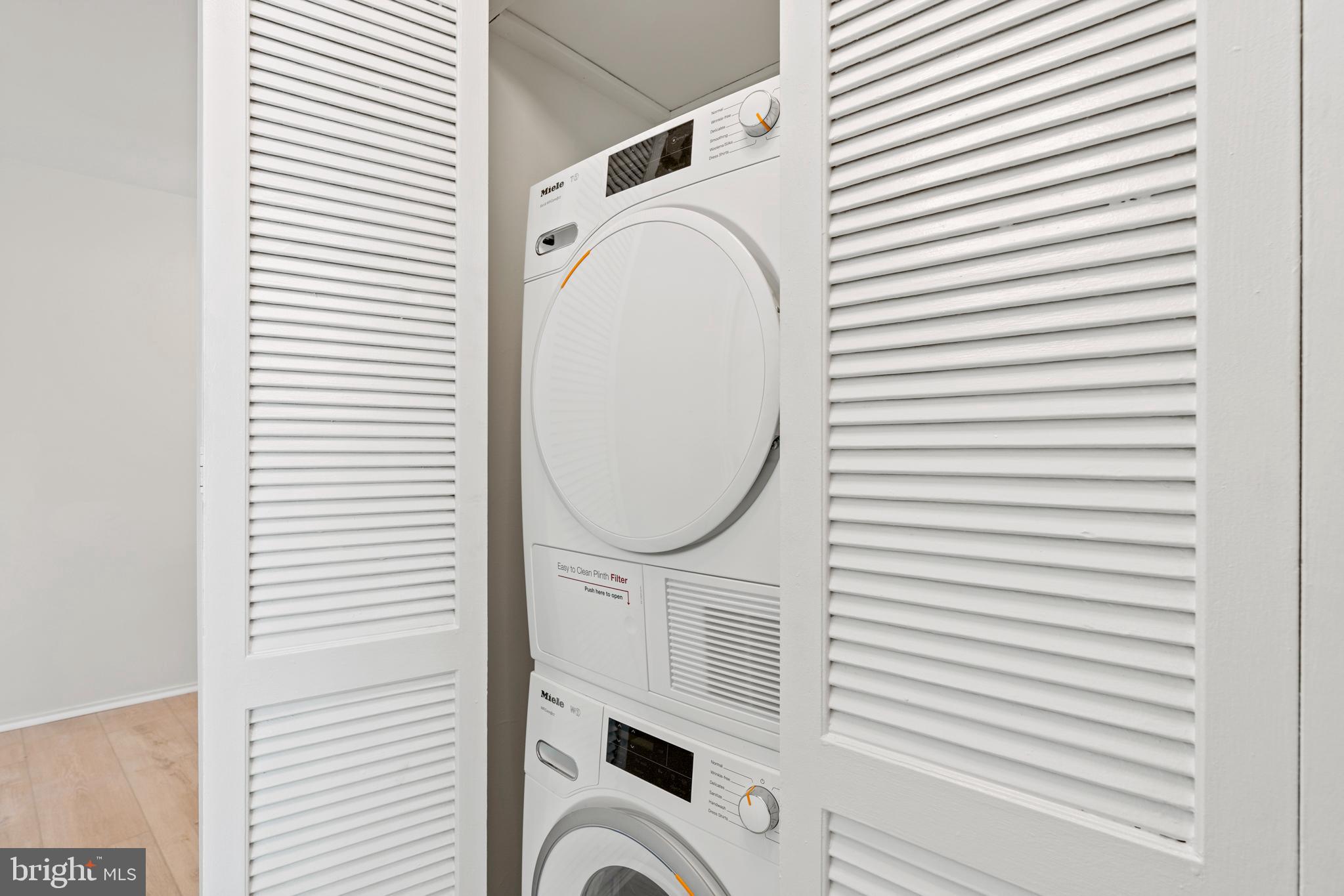 1648 Chimney House Road, Unit 1648A Reston, VA 20190 - Photo 16 of 30 Laundry Area