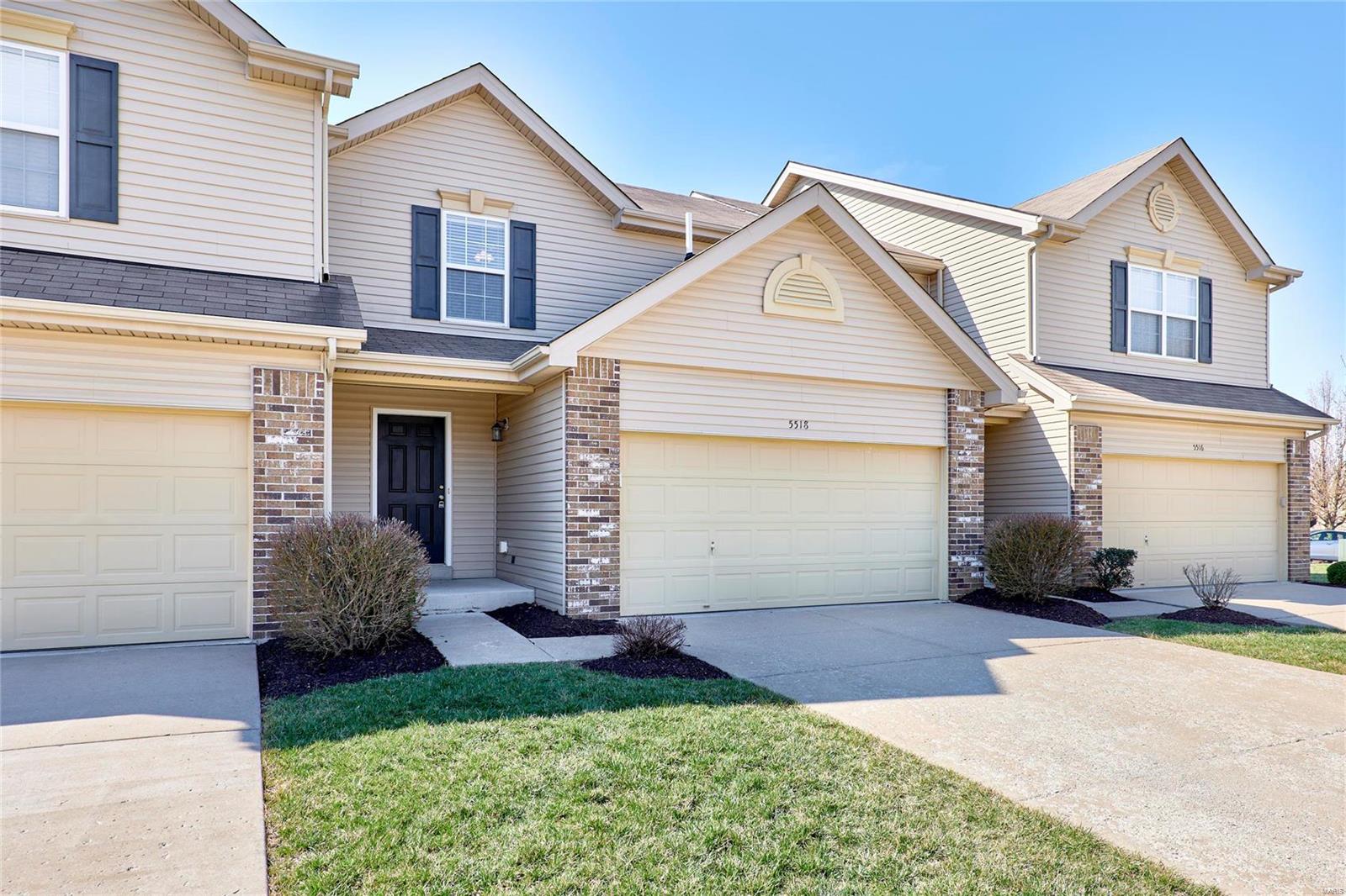 5518 Wavecrest Circle St. Charles, MO 63304 - Photo 2 of 25
