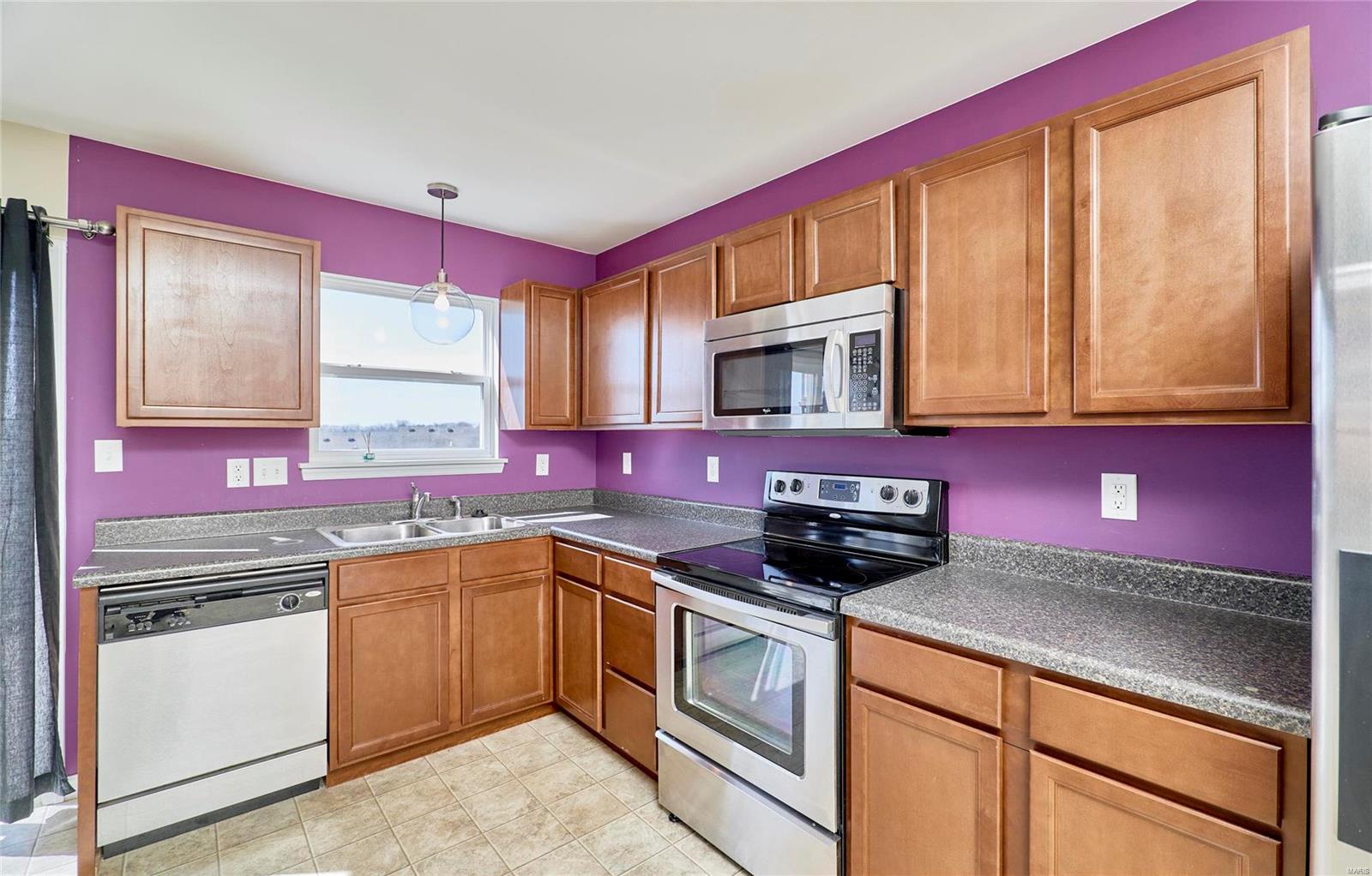 5518 Wavecrest Circle St. Charles, MO 63304 - Photo 8 of 25