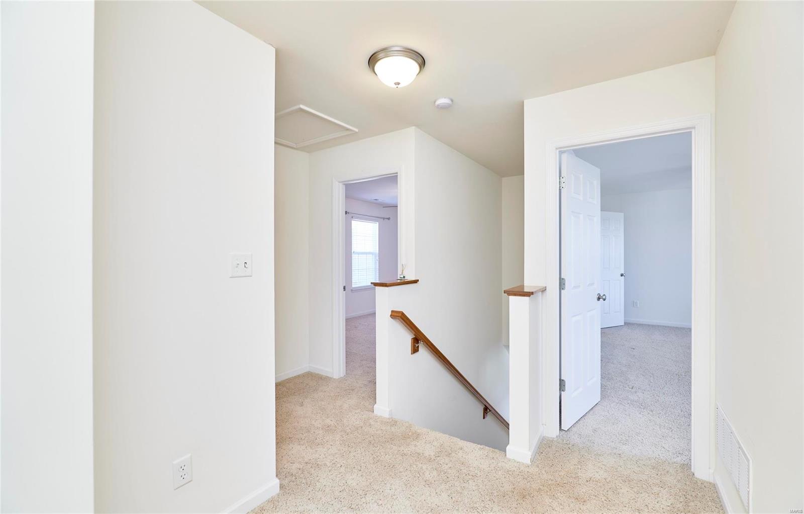5518 Wavecrest Circle St. Charles, MO 63304 - Photo 10 of 25