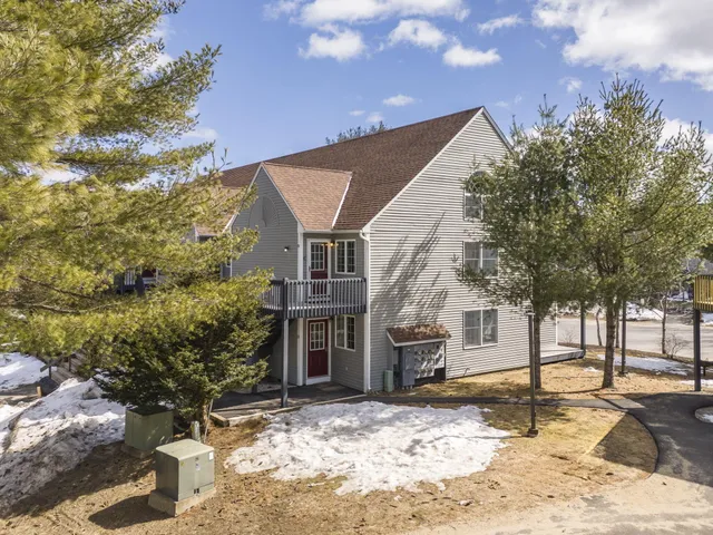 $345,000 | 22 Cherry Lane, Unit 31, Bethel, ME 04217