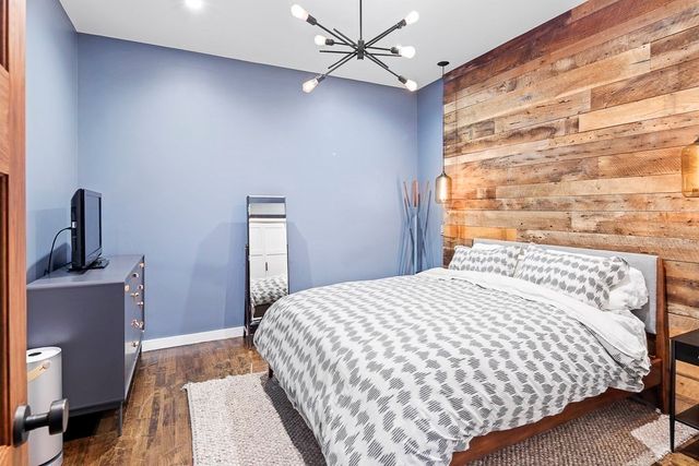 $957,500 | 346 Congress Street, Unit 611, Boston, MA 02210