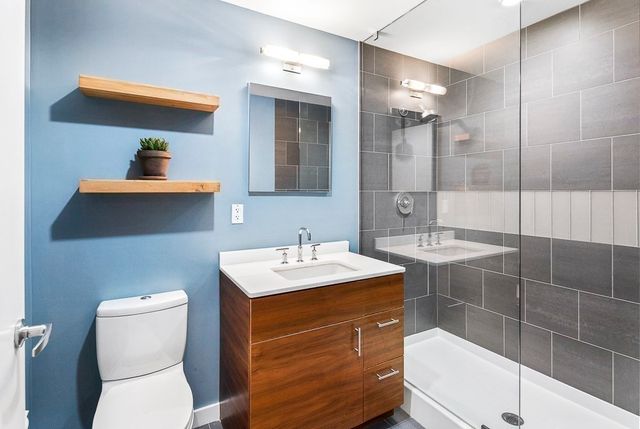 $957,500 | 346 Congress Street, Unit 611, Boston, MA 02210