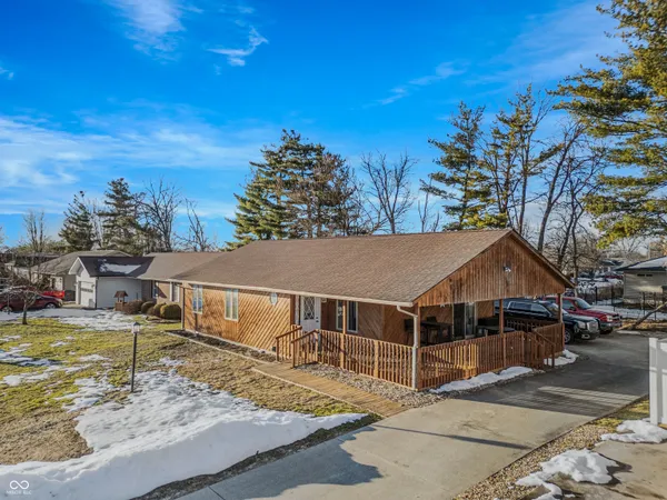 $213,000 | 708 Pine Tree Court, Seymour, IN 47274