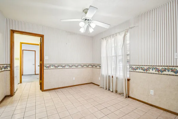 $235,000 | 102 Stubblefield Drive, Elgin, TX 78621