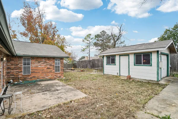 $235,000 | 102 Stubblefield Drive, Elgin, TX 78621