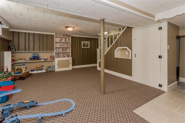 180 Balch Street Pawtucket, RI 02861 - Photo 20 of 30 Gallery Image 20