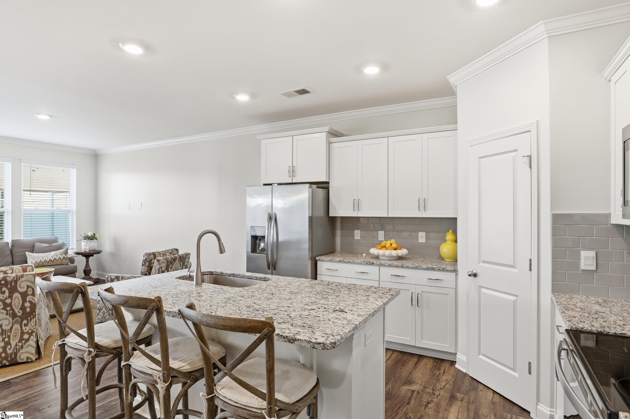 6 Planters Place Greer, SC 29650 - Photo 4 of 31