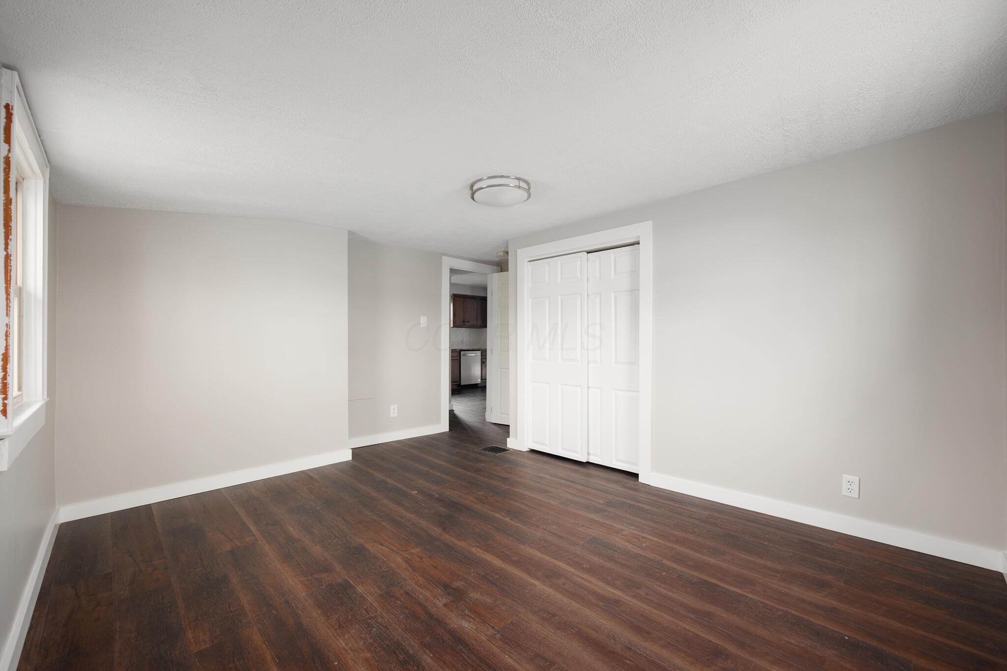 2182 Frank Road Columbus, OH 43223 - Photo 14 of 42 0319 Bo 2182 Frank Rd-52_(2048)