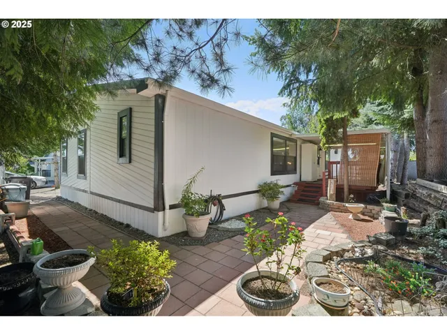 $157,000 | 8434 Heritage Court, Unit 19, Clackamas, OR 97015