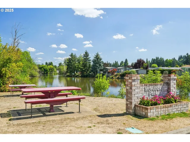 $157,000 | 8434 Heritage Court, Unit 19, Clackamas, OR 97015