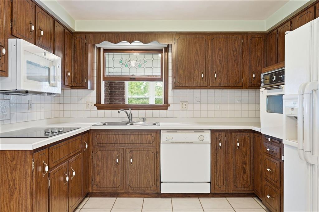 149 Reed Drive Clairton, PA 15025 - Photo 16 of 43 Gallery Image 16