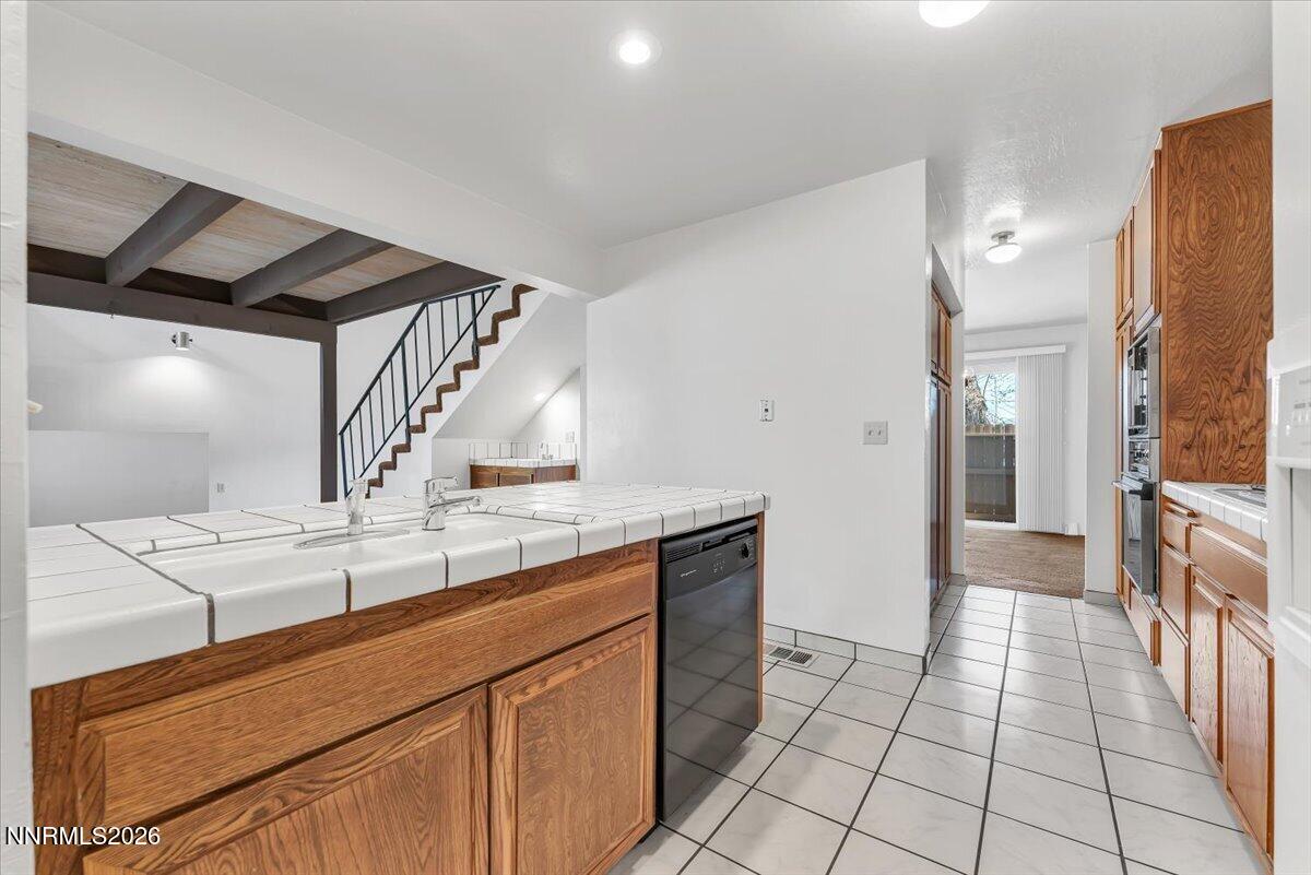 4158 Marigene Court Reno, NV 89509 - Photo 12 of 33 14-4158 Marigene Ct Reno NV 89509 (14 of