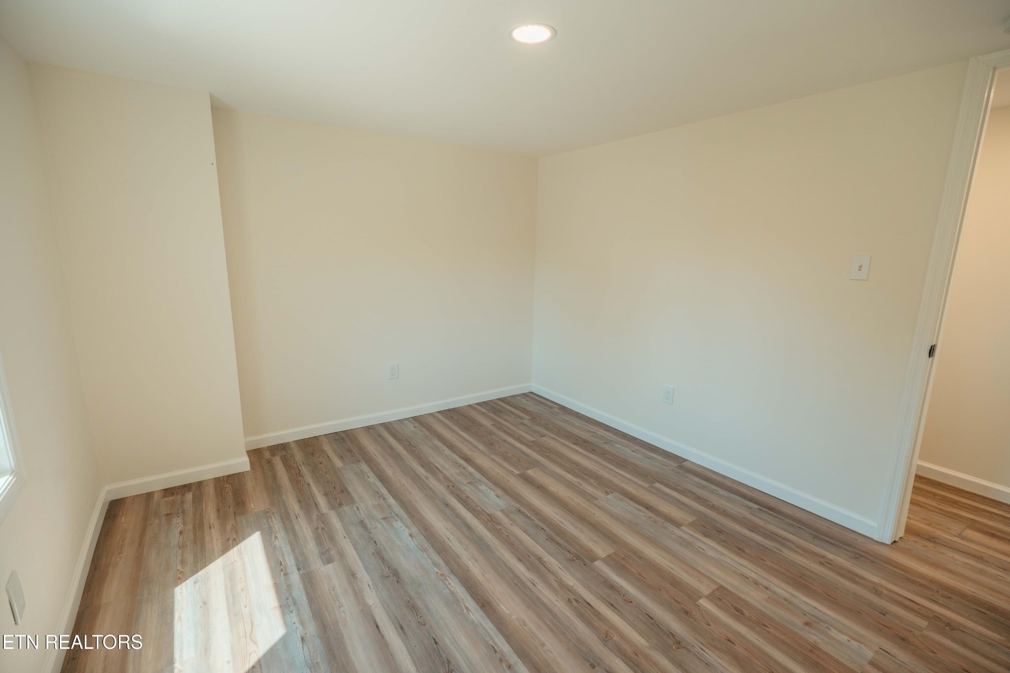 106 Wainwright Road Oak Ridge, TN 37830 - Photo 16 of 31 Gallery Image 16