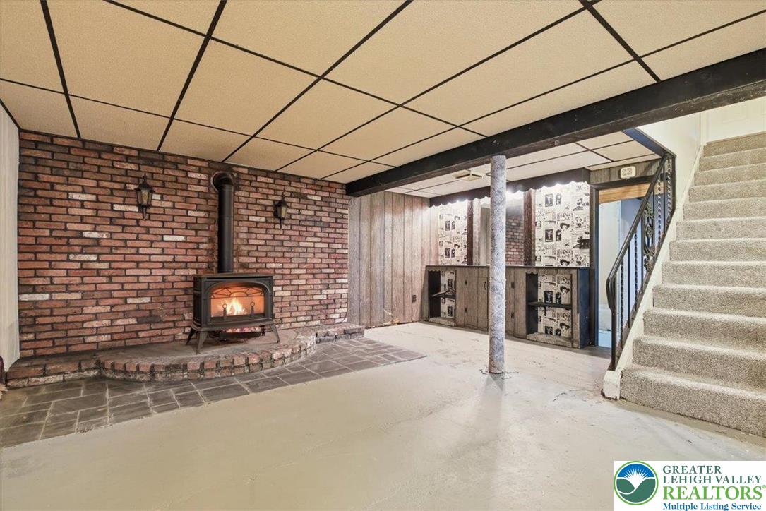 1333 Ridge Trail Easton, PA 18040 - Photo 24 of 34 a view of a fireplace with wooden floor