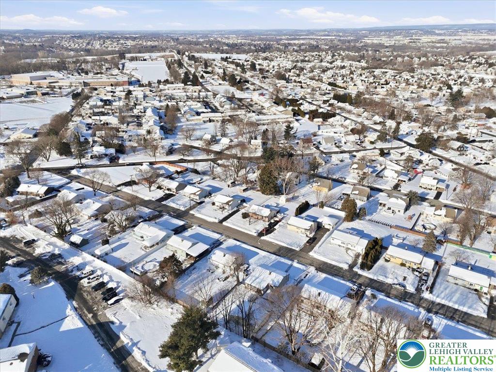 1333 Ridge Trail Easton, PA 18040 - Photo 33 of 34 an aerial view of a city