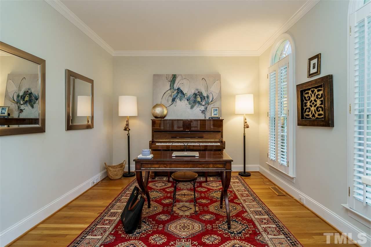 7037 Trenton Ridge Court Raleigh, NC 27613 - Photo 3 of 25