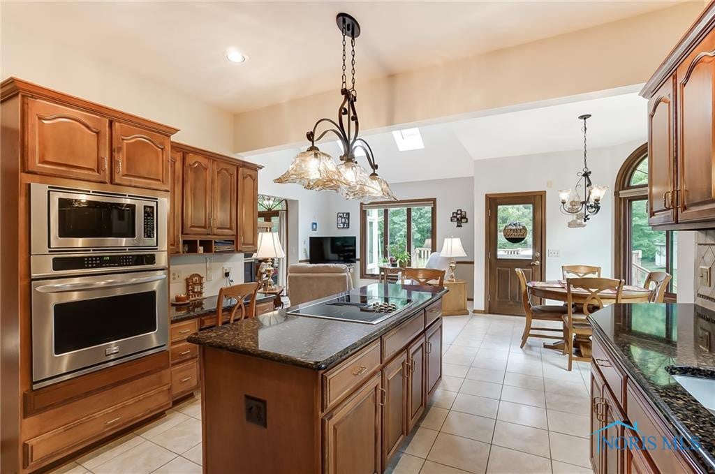 2324 Gradwohl Road Toledo, OH 43617 - Photo 20 of 49 Gallery Image 20