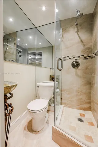 $295,000 | 1600 South Ocean Drive, Unit 10C, Hollywood, FL 33019