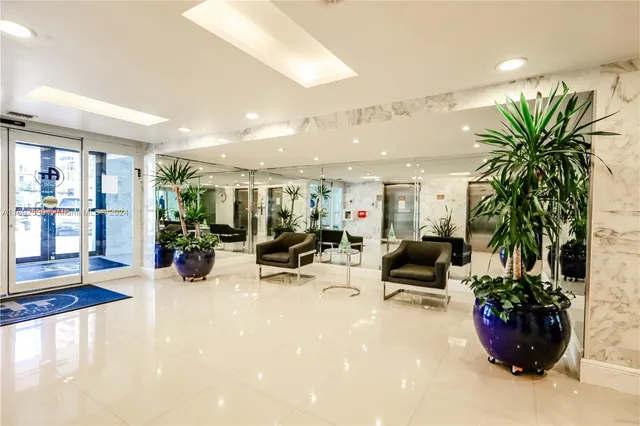 $295,000 | 1600 South Ocean Drive, Unit 10C, Hollywood, FL 33019