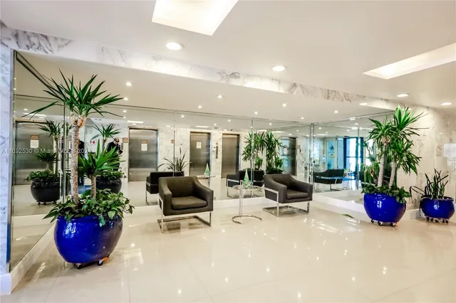 $295,000 | 1600 South Ocean Drive, Unit 10C, Hollywood, FL 33019