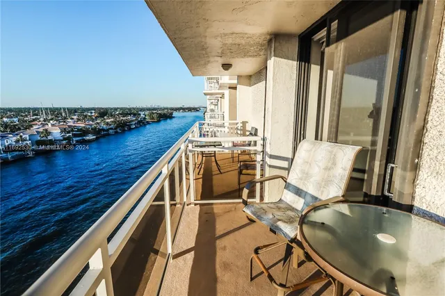 $295,000 | 1600 South Ocean Drive, Unit 10C, Hollywood, FL 33019