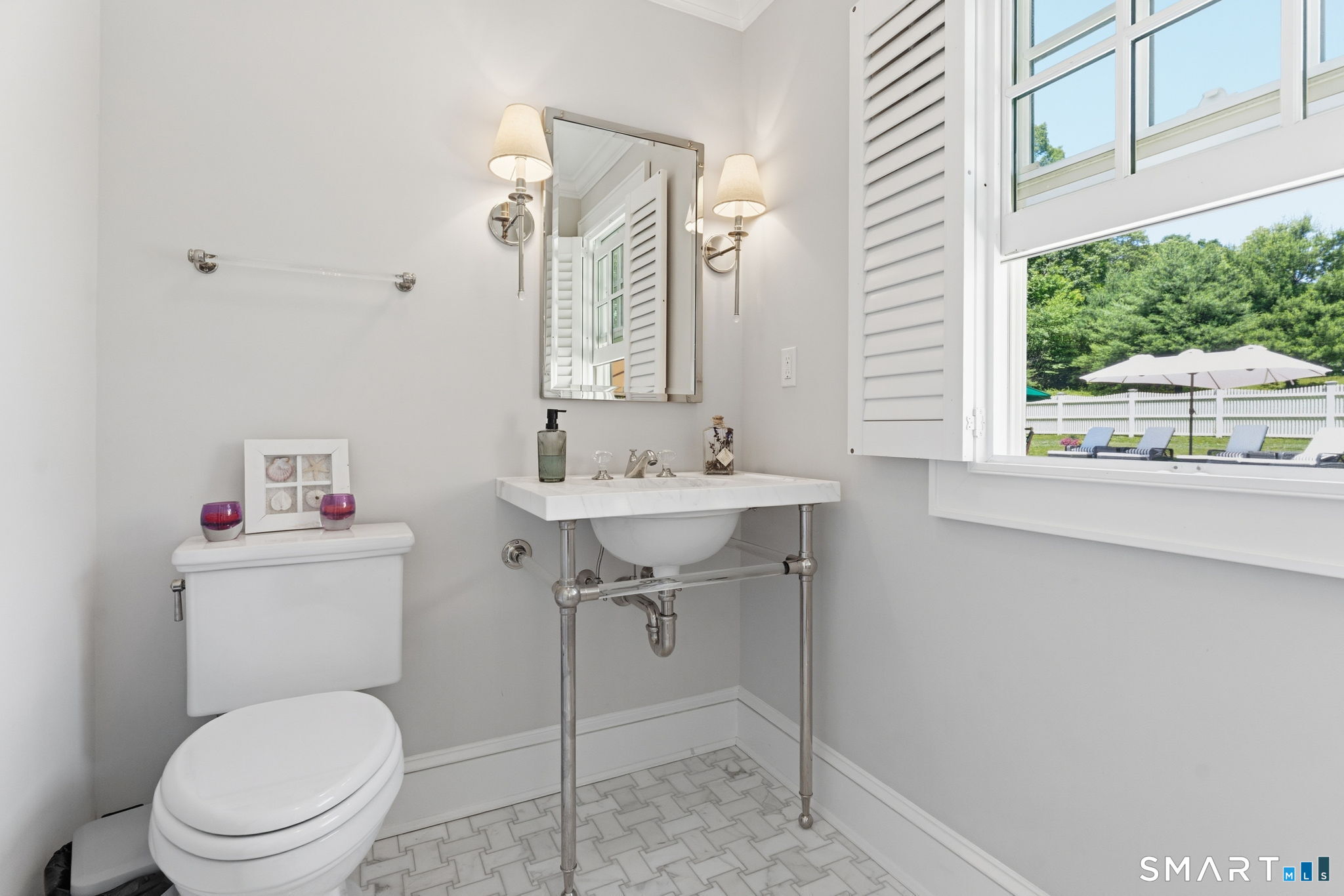 1308 Durham Road Madison, CT 06443 - Photo 17 of 39