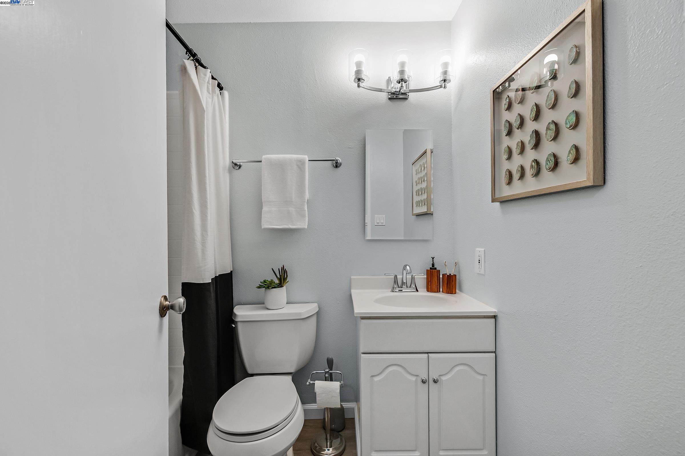 2207 Segundo Court, Unit 2 Pleasanton, CA 94588 - Photo 23 of 31