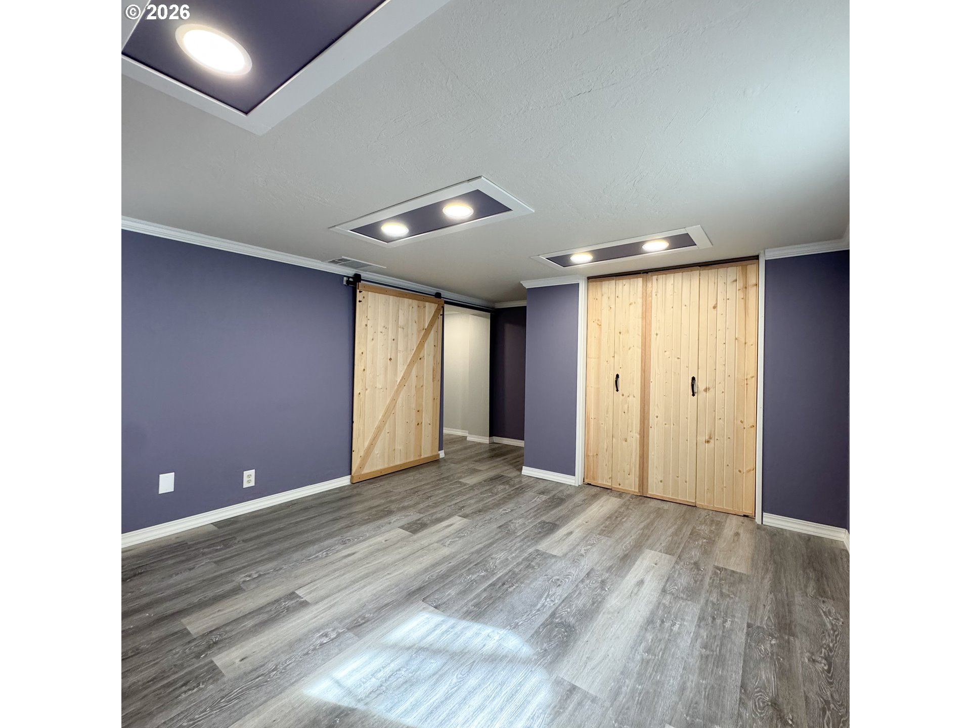 2414 3rd Street Baker City, OR 97814 - Photo 14 of 23 a view of an empty room and window