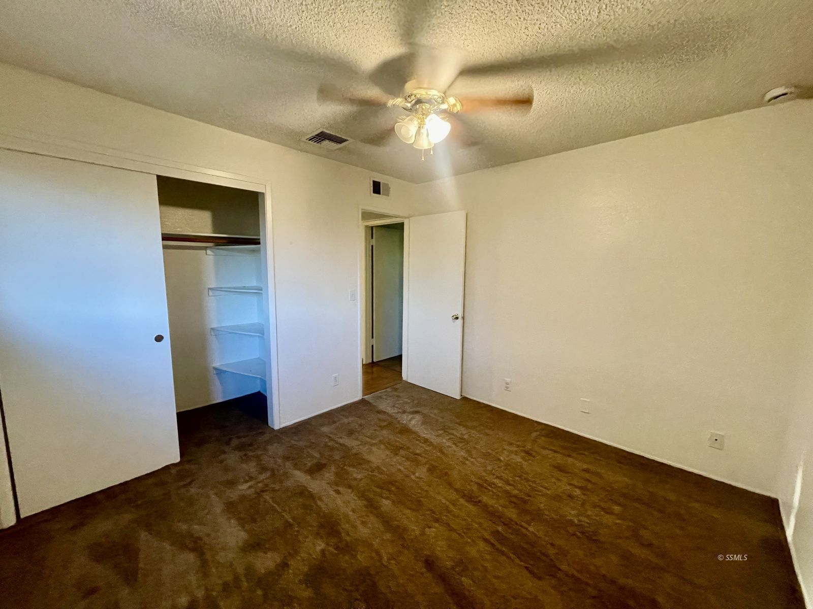 320 South Gateway Boulevard Ridgecrest, CA 93555 - Photo 6 of 21 Gallery Image 6