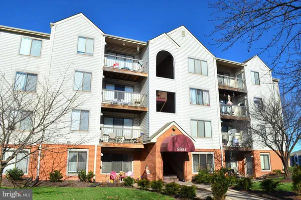 $2,000 | 8383 Buttress Lane, Unit 102, Manassas, VA 20110