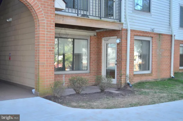 $2,000 | 8383 Buttress Lane, Unit 102, Manassas, VA 20110