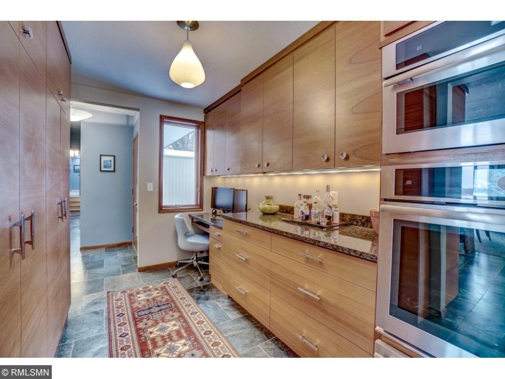 28 Duck Pass Road North Oaks, MN 55127 - Photo 12 of 24