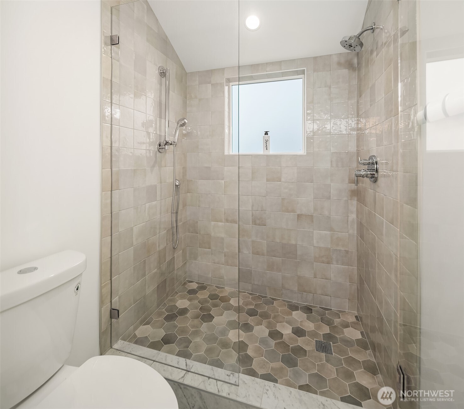 537 North 70th Street Seattle, WA 98103 - Photo 18 of 23