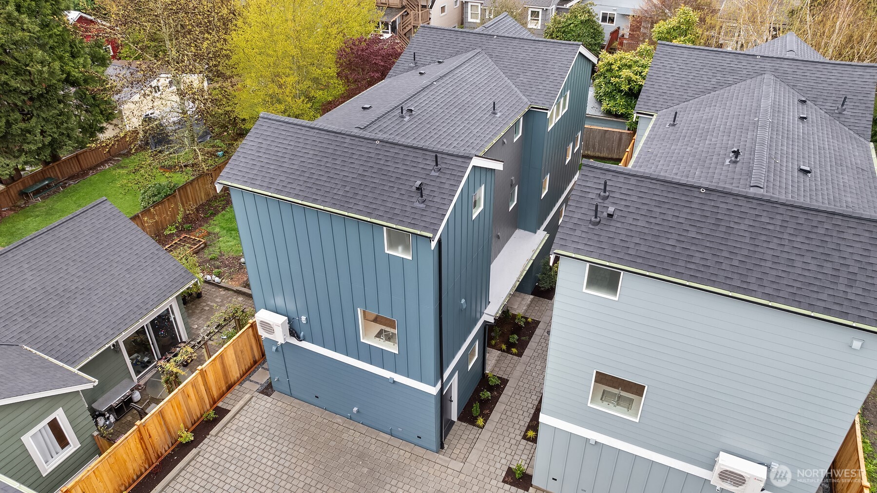 537 North 70th Street Seattle, WA 98103 - Photo 22 of 23