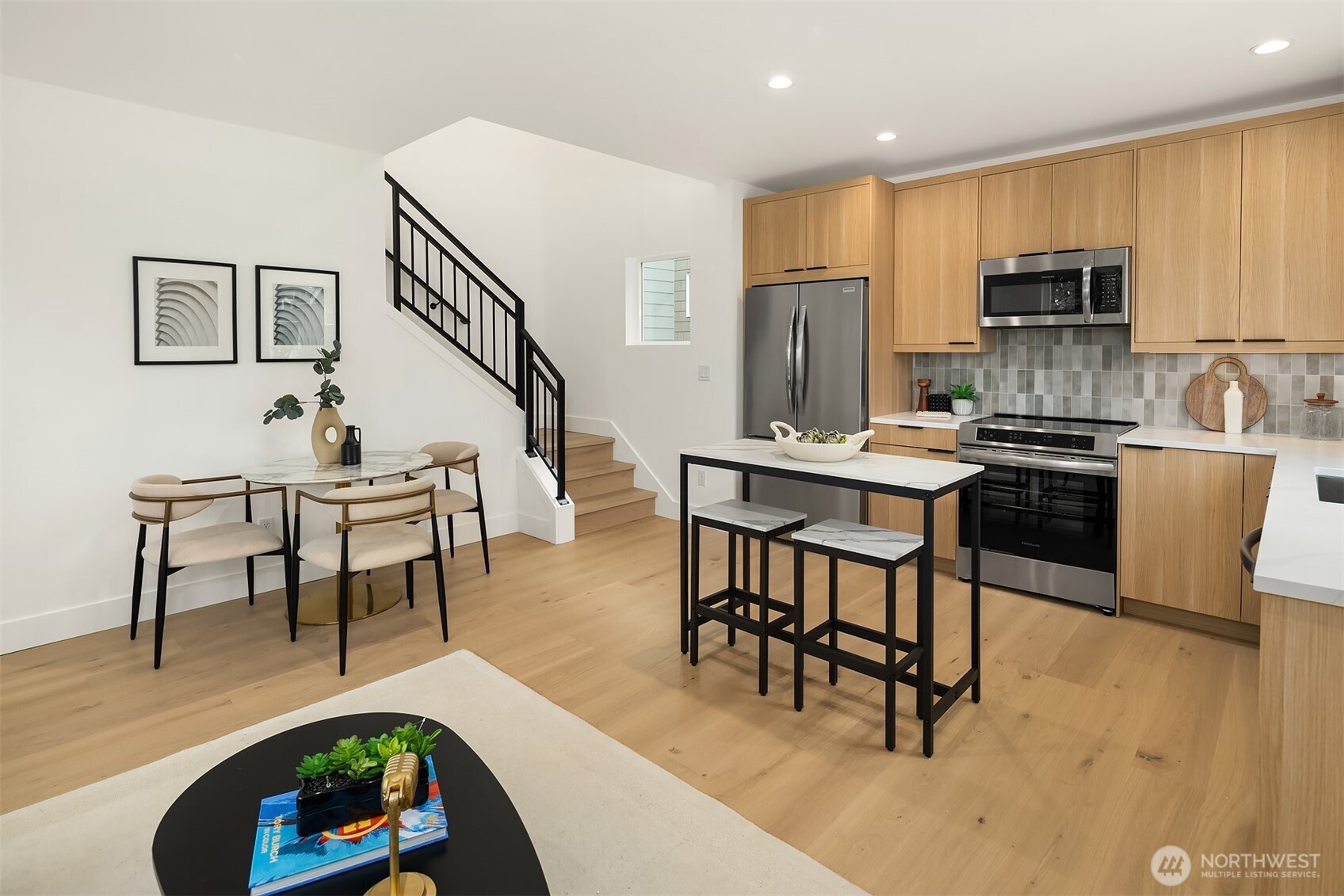 537 North 70th Street Seattle, WA 98103 - Photo 4 of 23