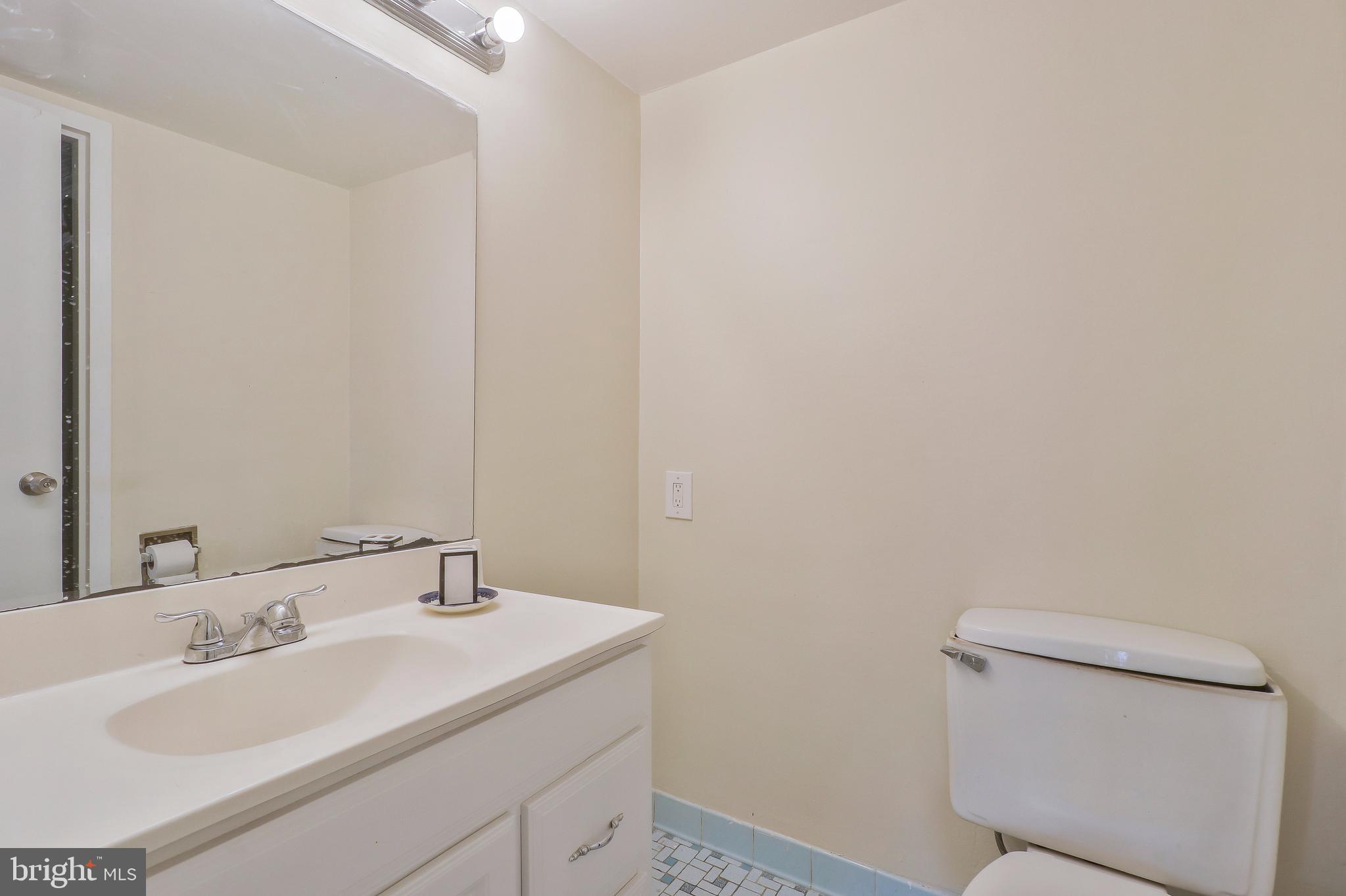 1836 Metzerott Road, Unit 1507 Adelphi, MD 20783 - Photo 12 of 16 Gallery Image 12