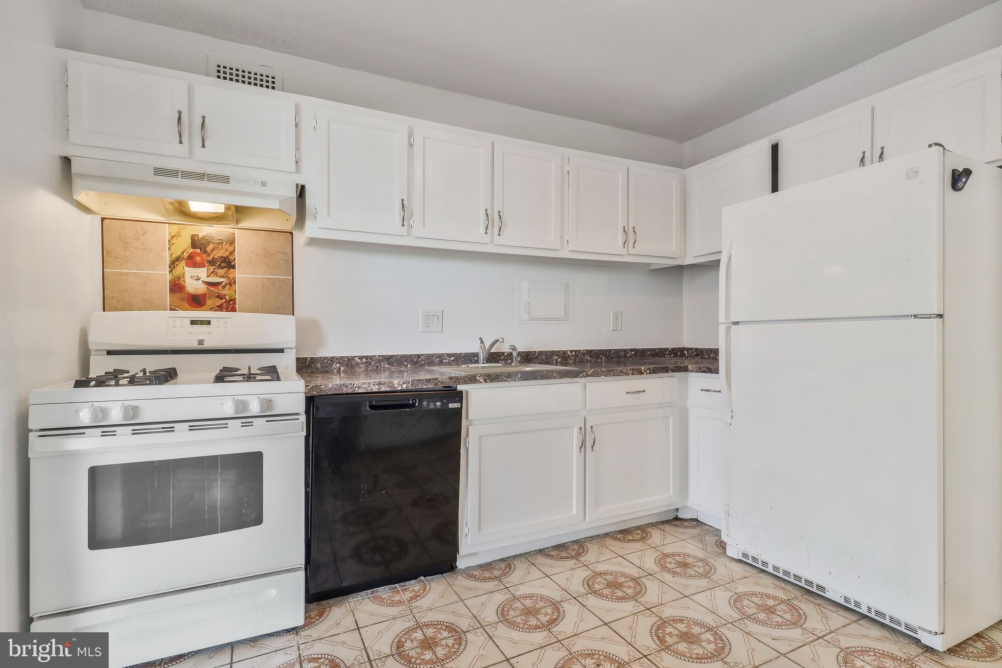 1836 Metzerott Road, Unit 1507 Adelphi, MD 20783 - Photo 6 of 16 Gallery Image 6