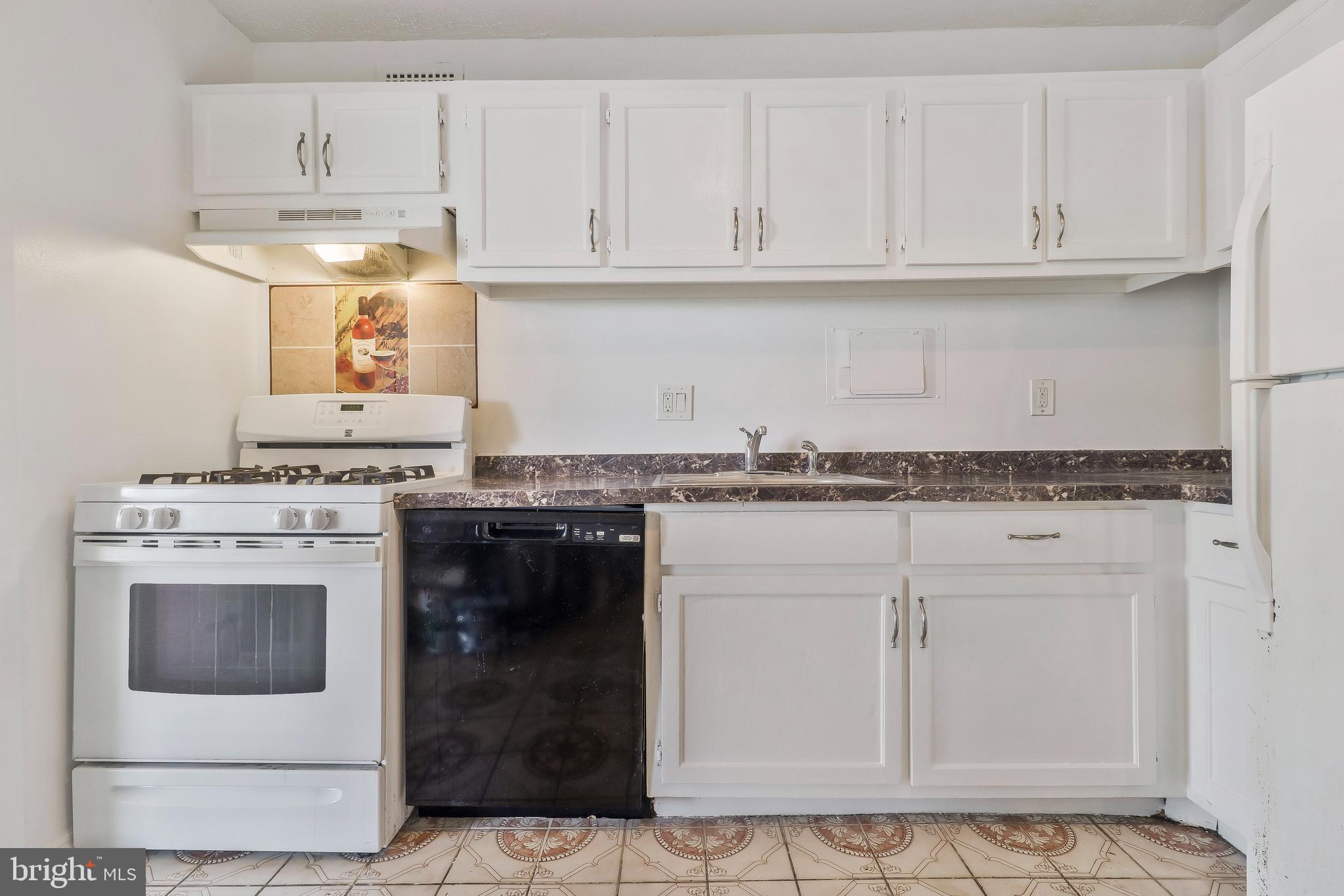 1836 Metzerott Road, Unit 1507 Adelphi, MD 20783 - Photo 7 of 16 Gallery Image 7