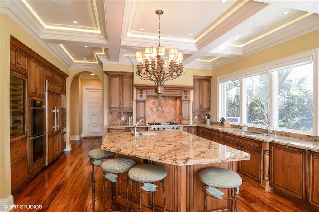 27 West High Point Road Stuart, FL 34996 - Photo 10 of 36 Gallery Image 10