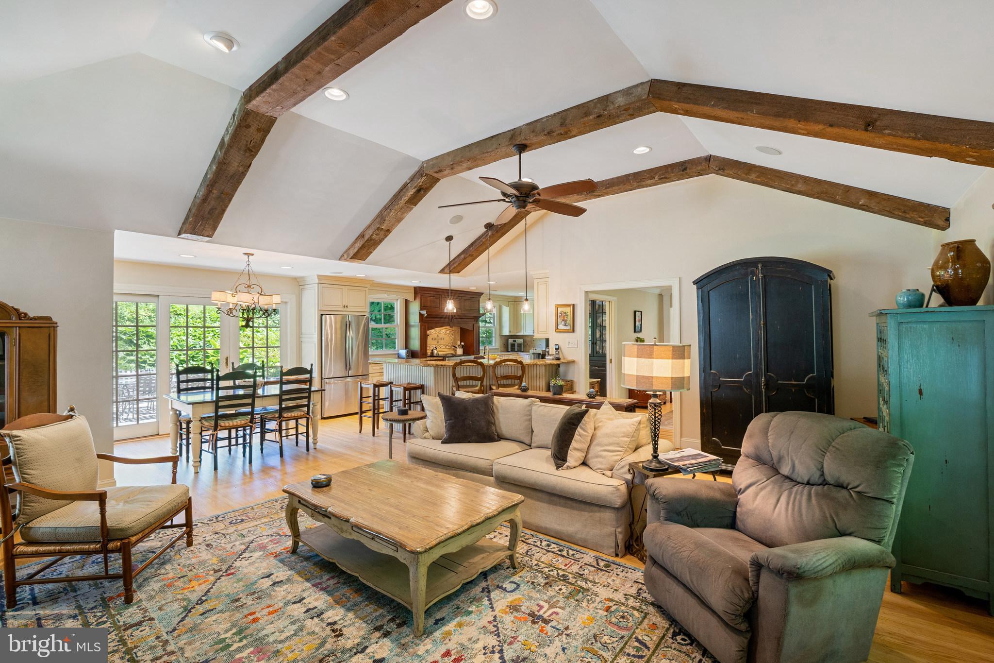 318 Chamounix Road Wayne, PA 19087 - Photo 11 of 37