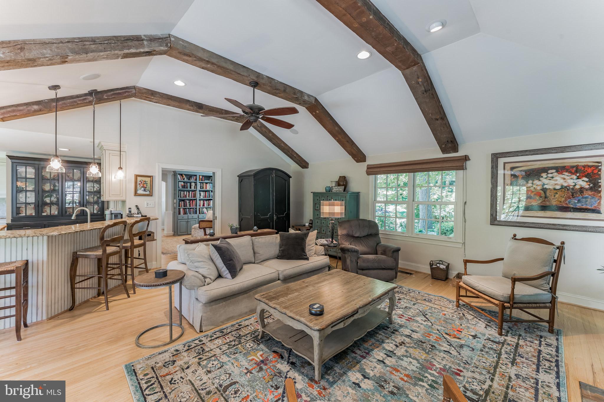 318 Chamounix Road Wayne, PA 19087 - Photo 12 of 37