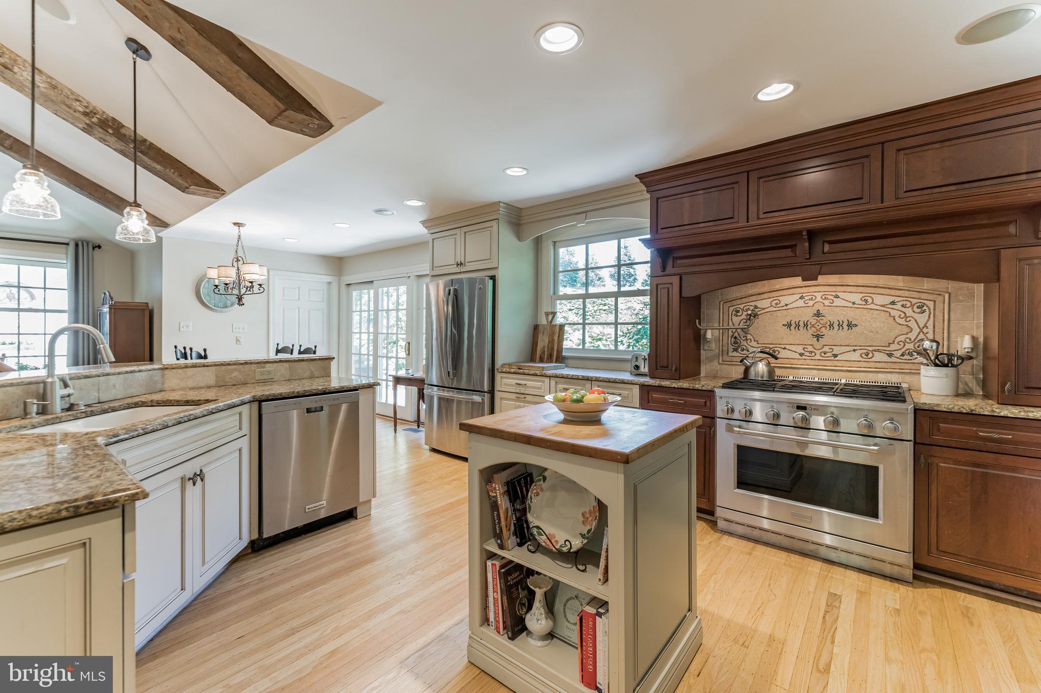 318 Chamounix Road Wayne, PA 19087 - Photo 18 of 37