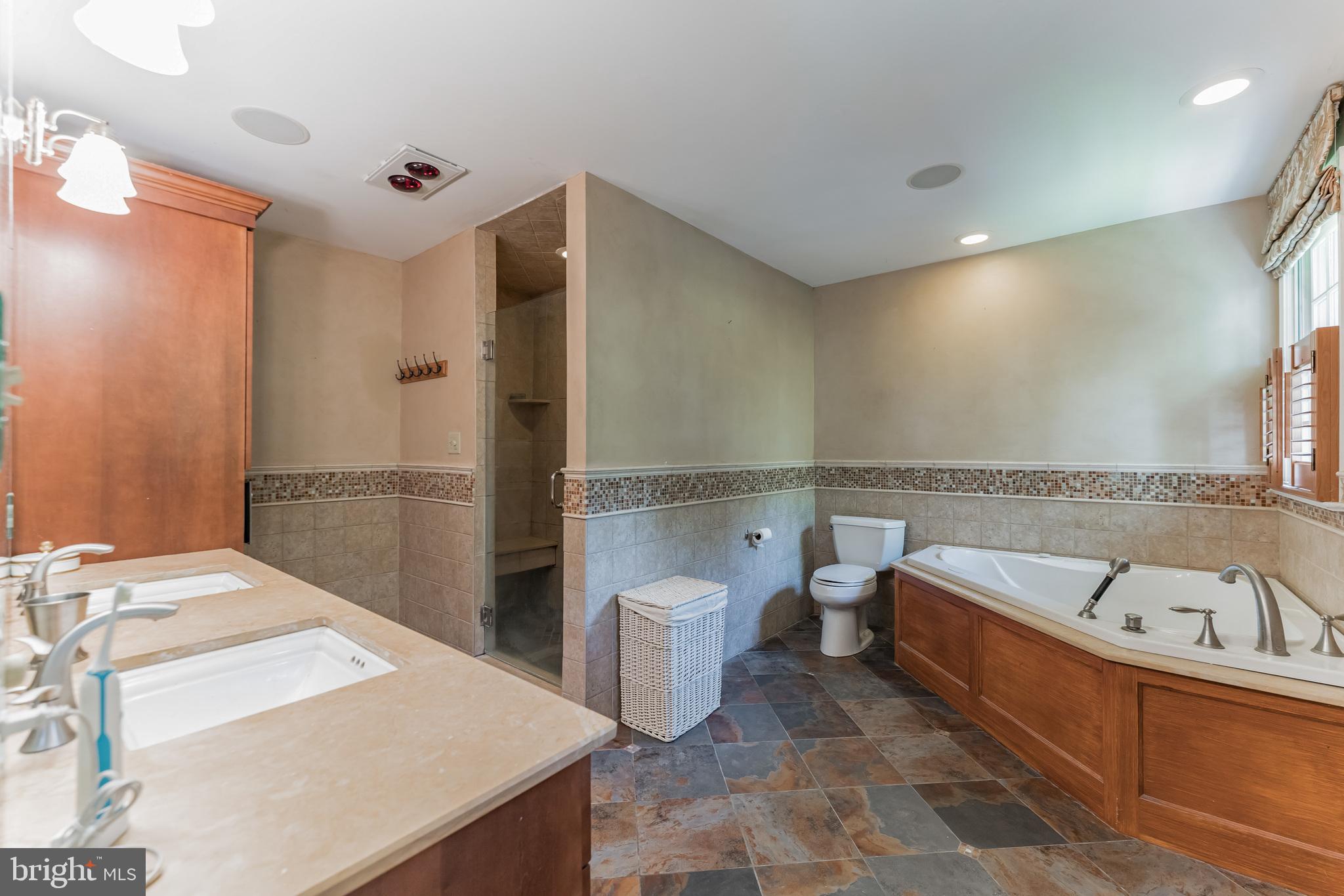 318 Chamounix Road Wayne, PA 19087 - Photo 22 of 37