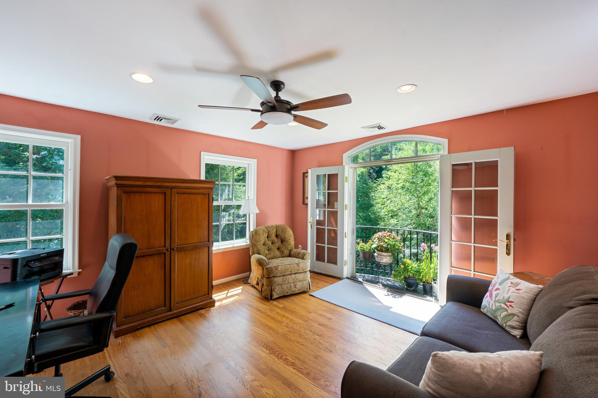 318 Chamounix Road Wayne, PA 19087 - Photo 10 of 37