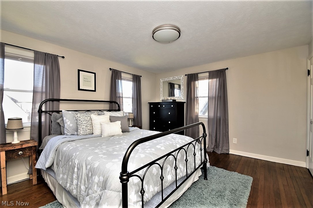 3574 Farland Road University Heights, OH 44118 - Photo 20 of 34 2nd full bedroom - room for king size bed.