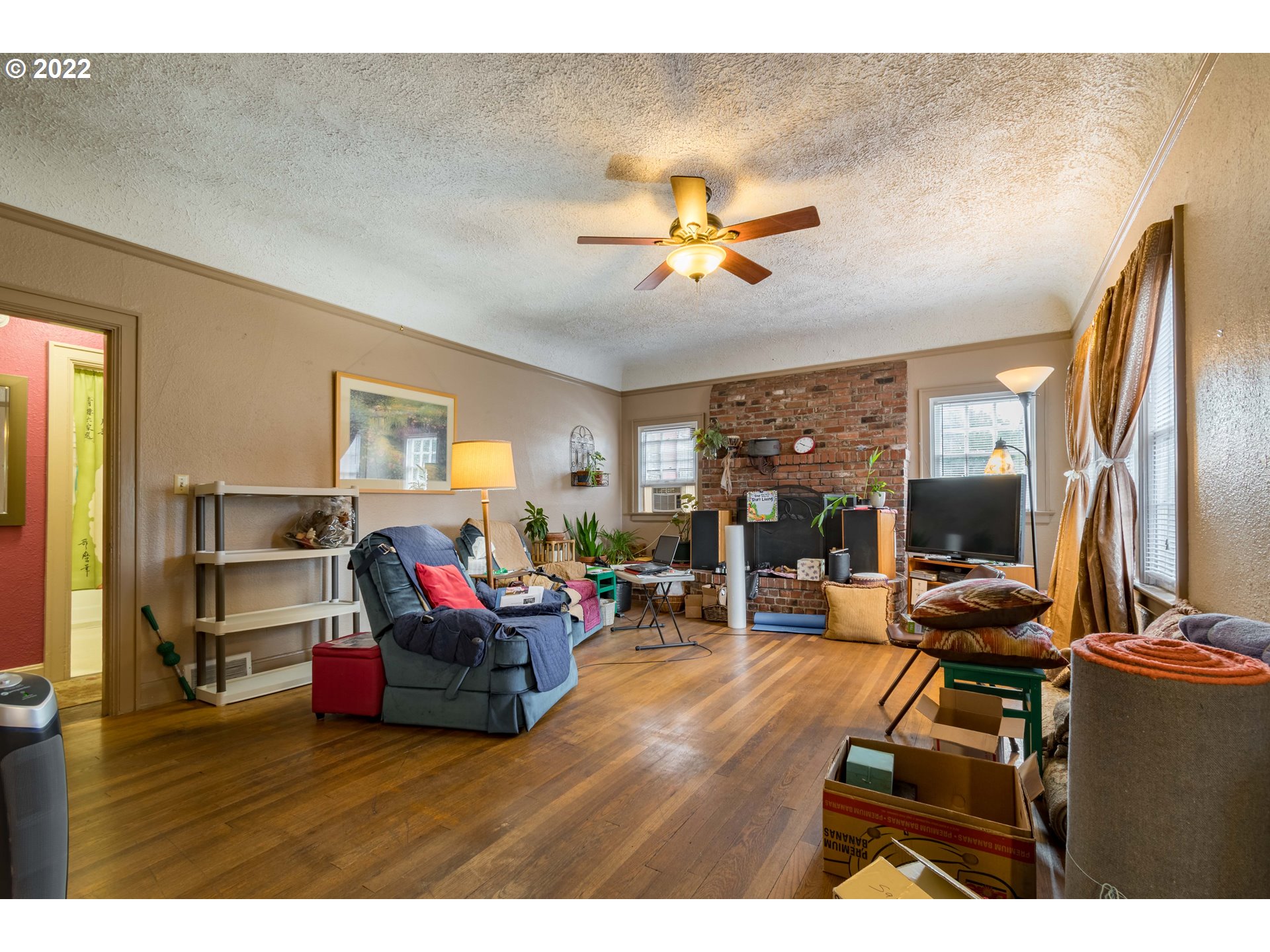 345 River Road Eugene, OR 97404 - Photo 3 of 31 Gallery Image 3