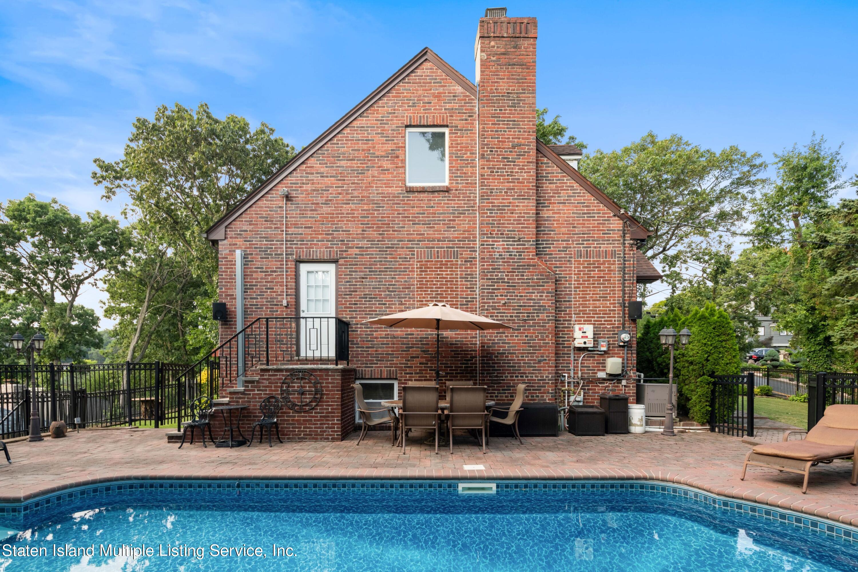 90 Ridge Avenue Staten Island, NY 10304 - Photo 33 of 40 DSC06308